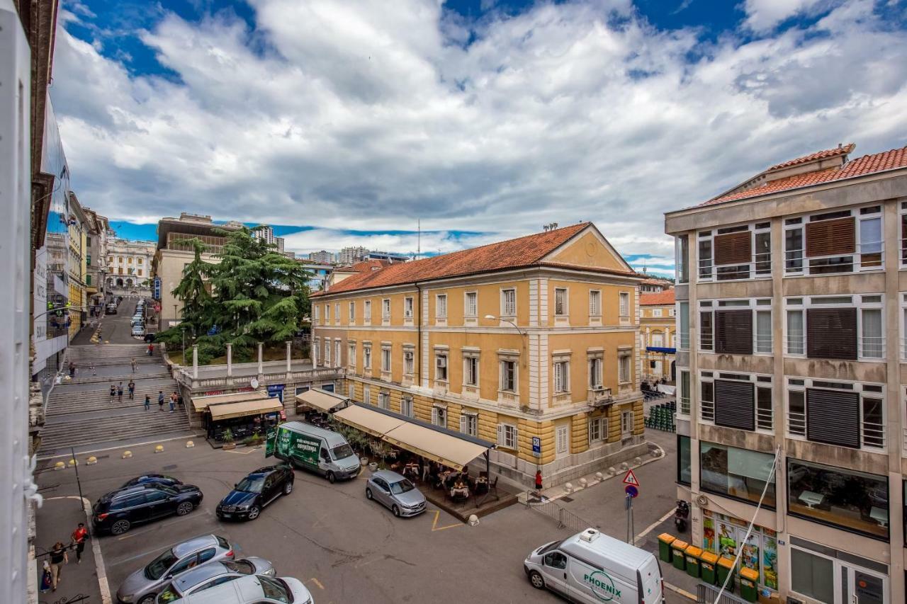 Apartment Wow Rijeka Exteriör bild